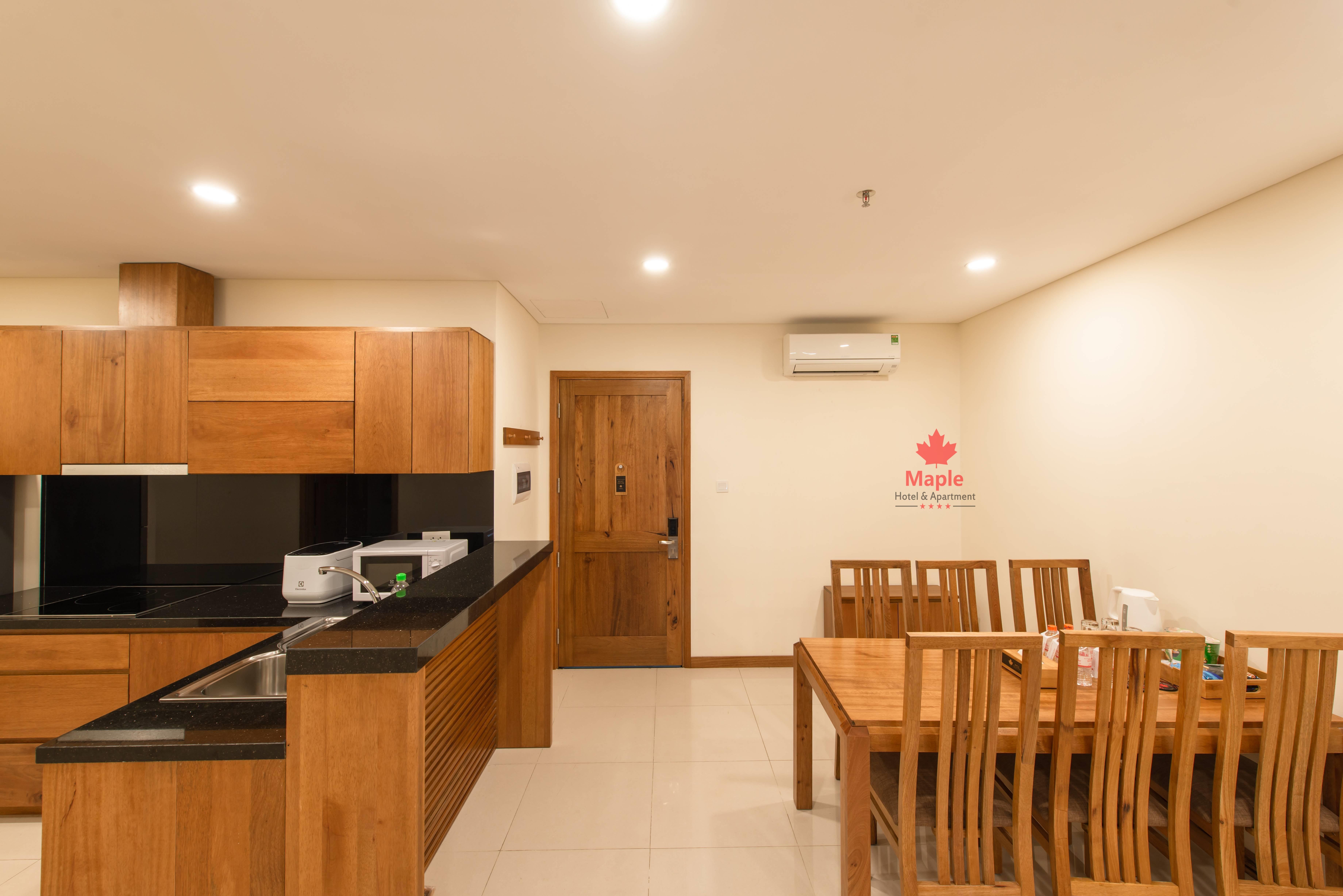 Hotel Maple &
