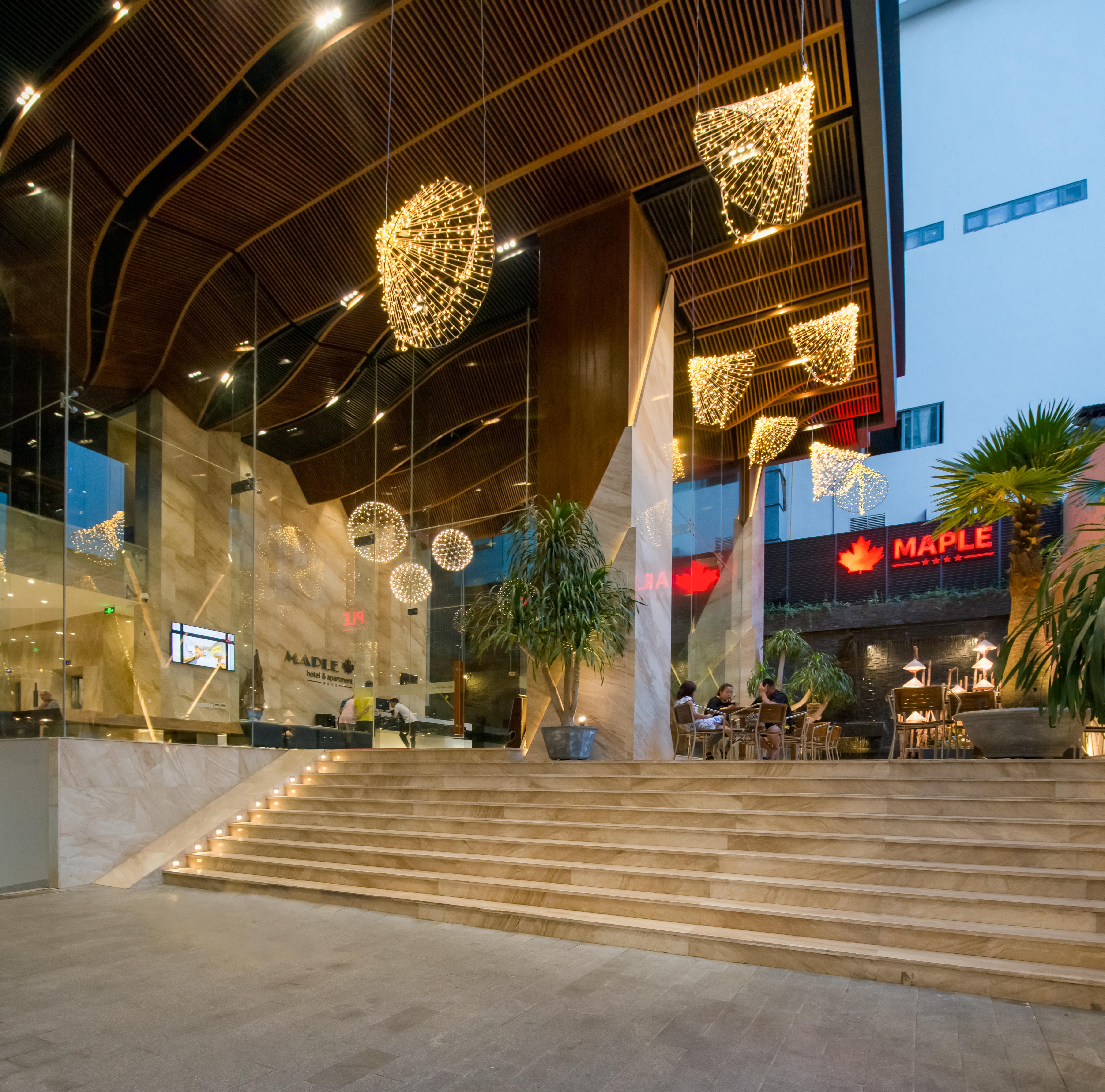 Maple & Hotel Nha Trang