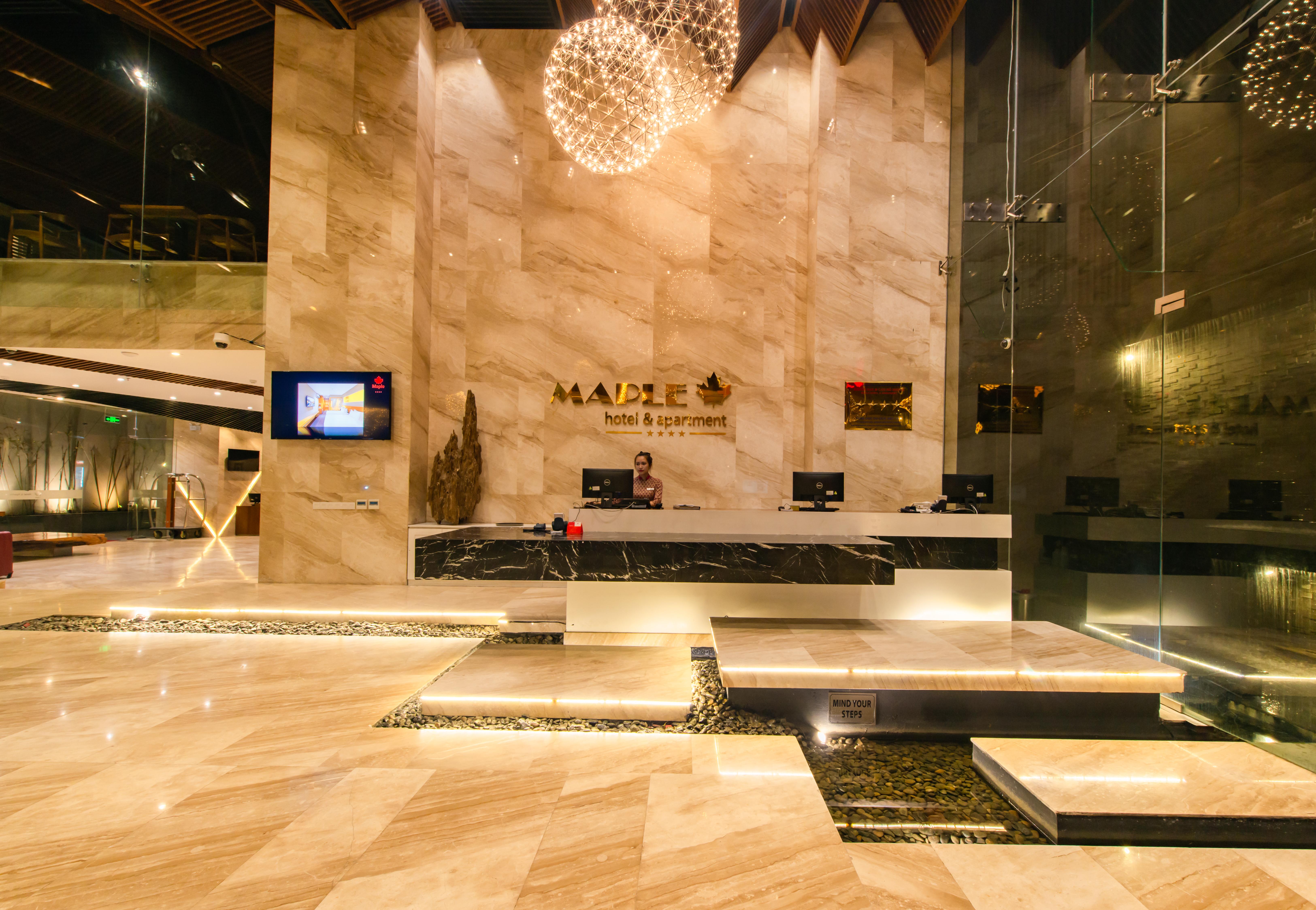 Hotel Maple & 4*