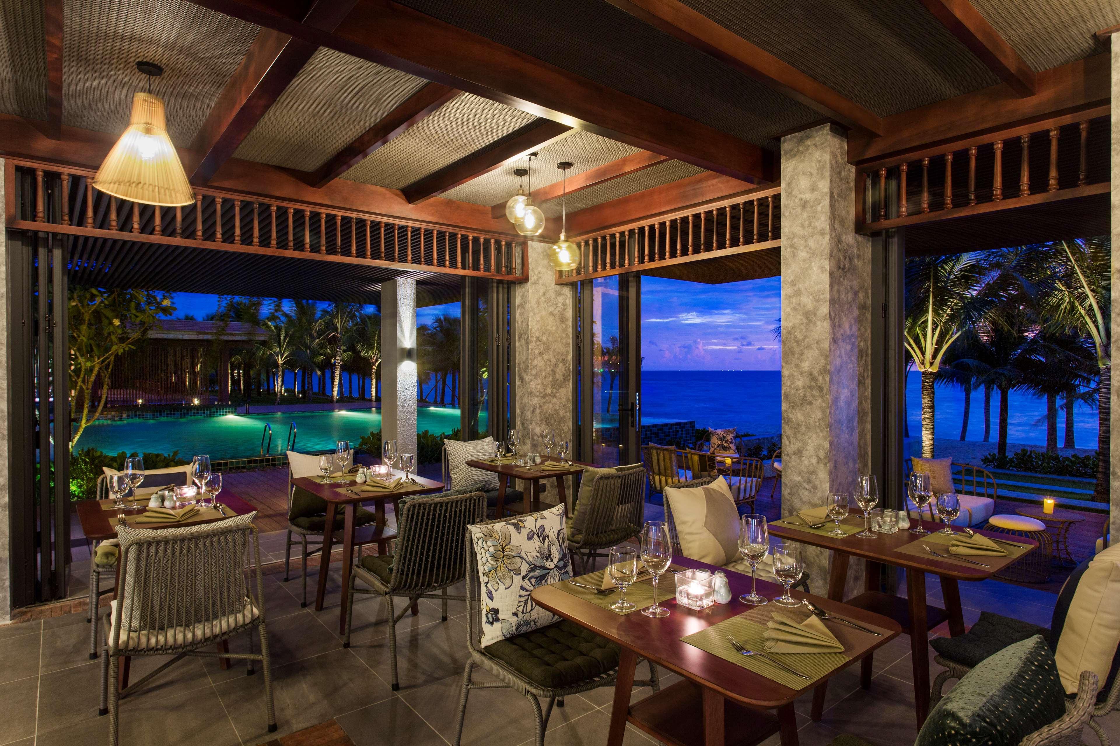 Dusit Princess Moonrise Resort