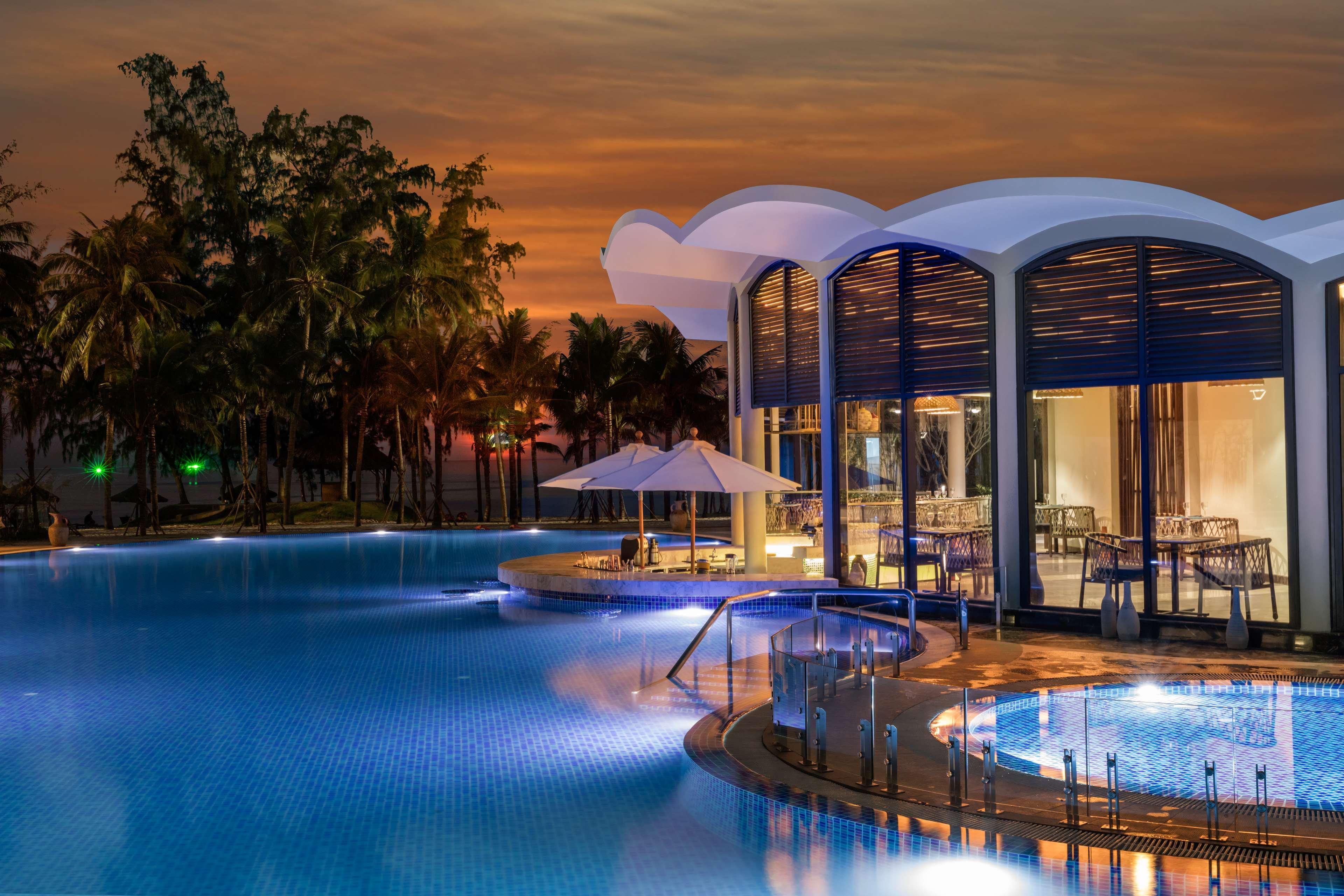 Resort Western Premier Sonasea