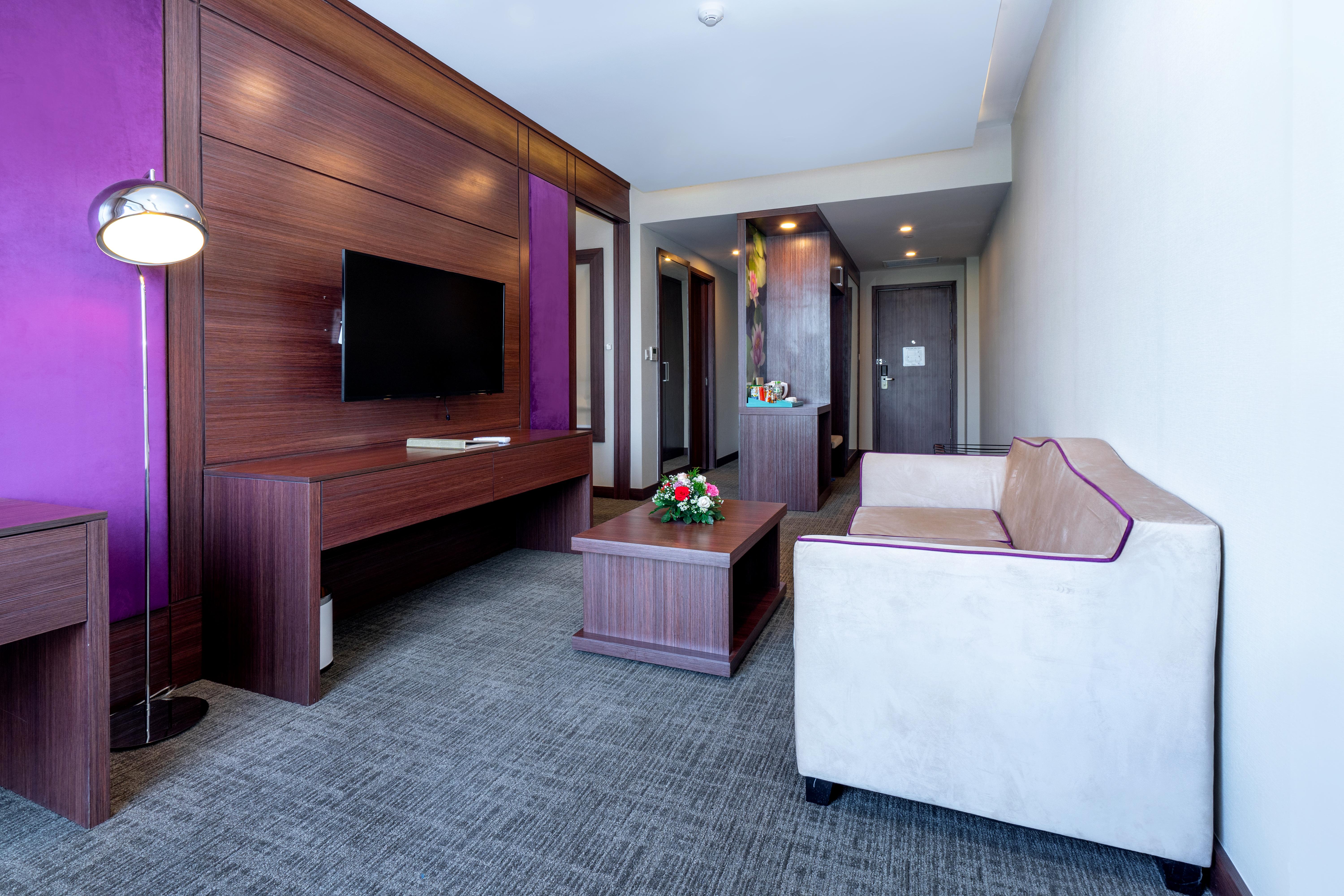 Hotel Becamex New 4*