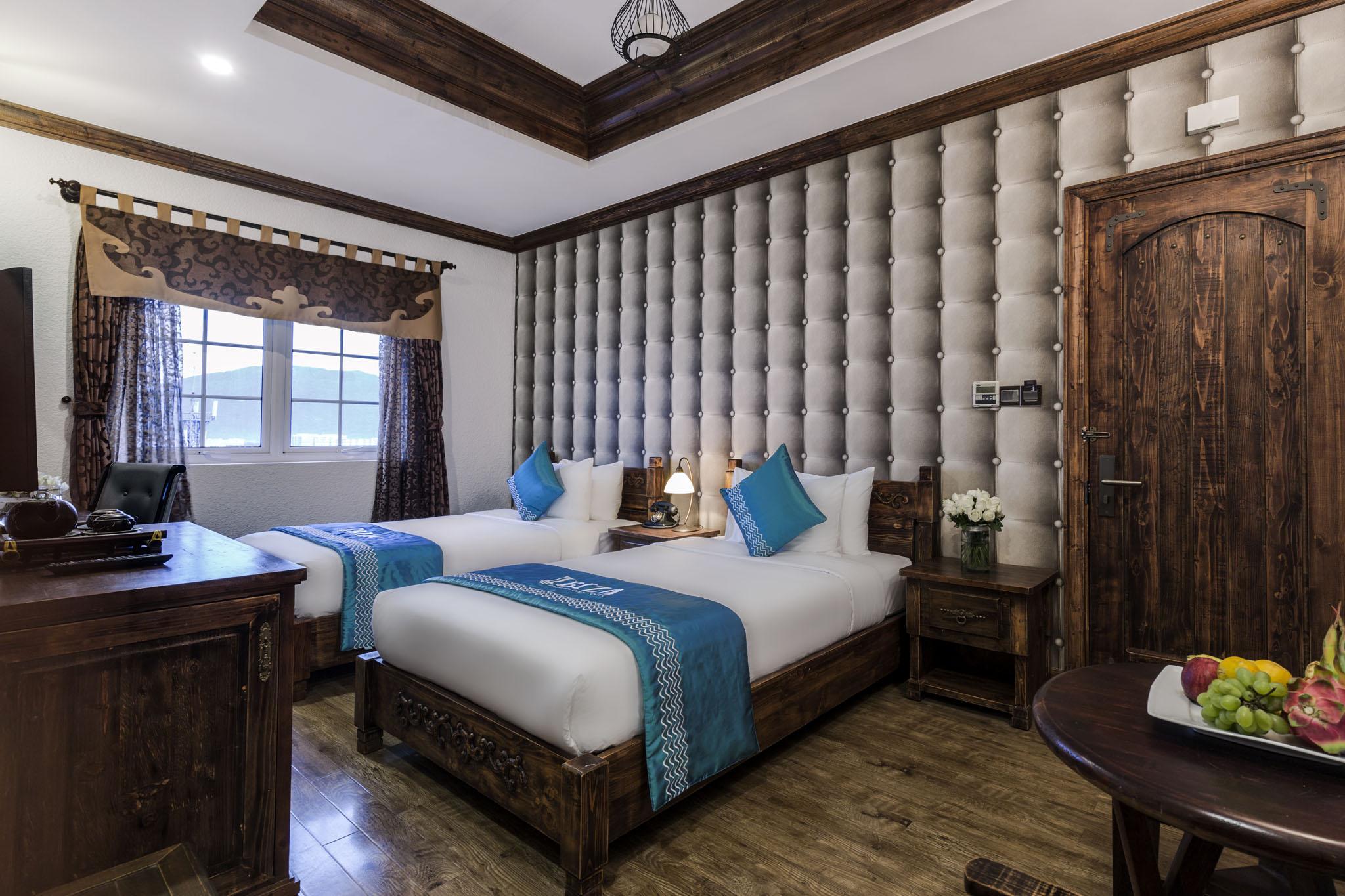 Hotel Ibiza Riverfront Powered By Aston Da Nang