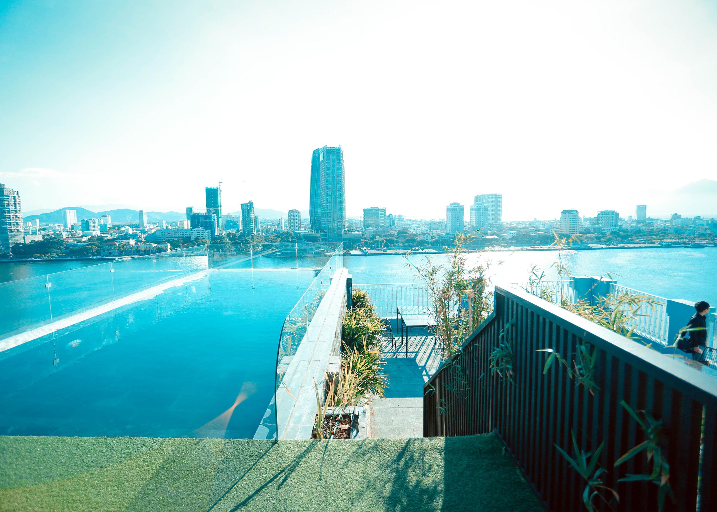 Ibiza Riverfront Powered By Aston Hotel Da Nang