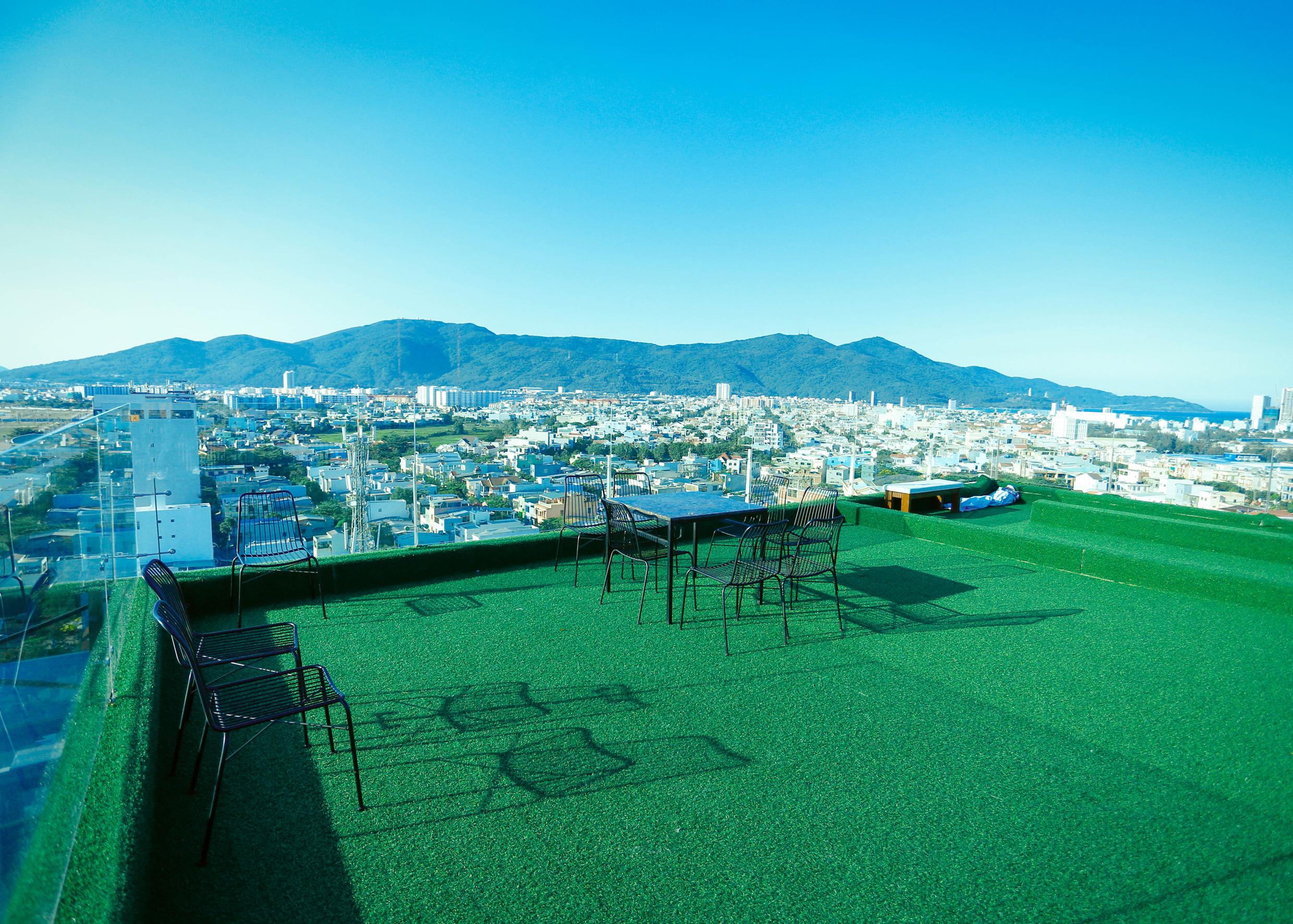 Ibiza Riverfront Powered By Aston 4* Da Nang