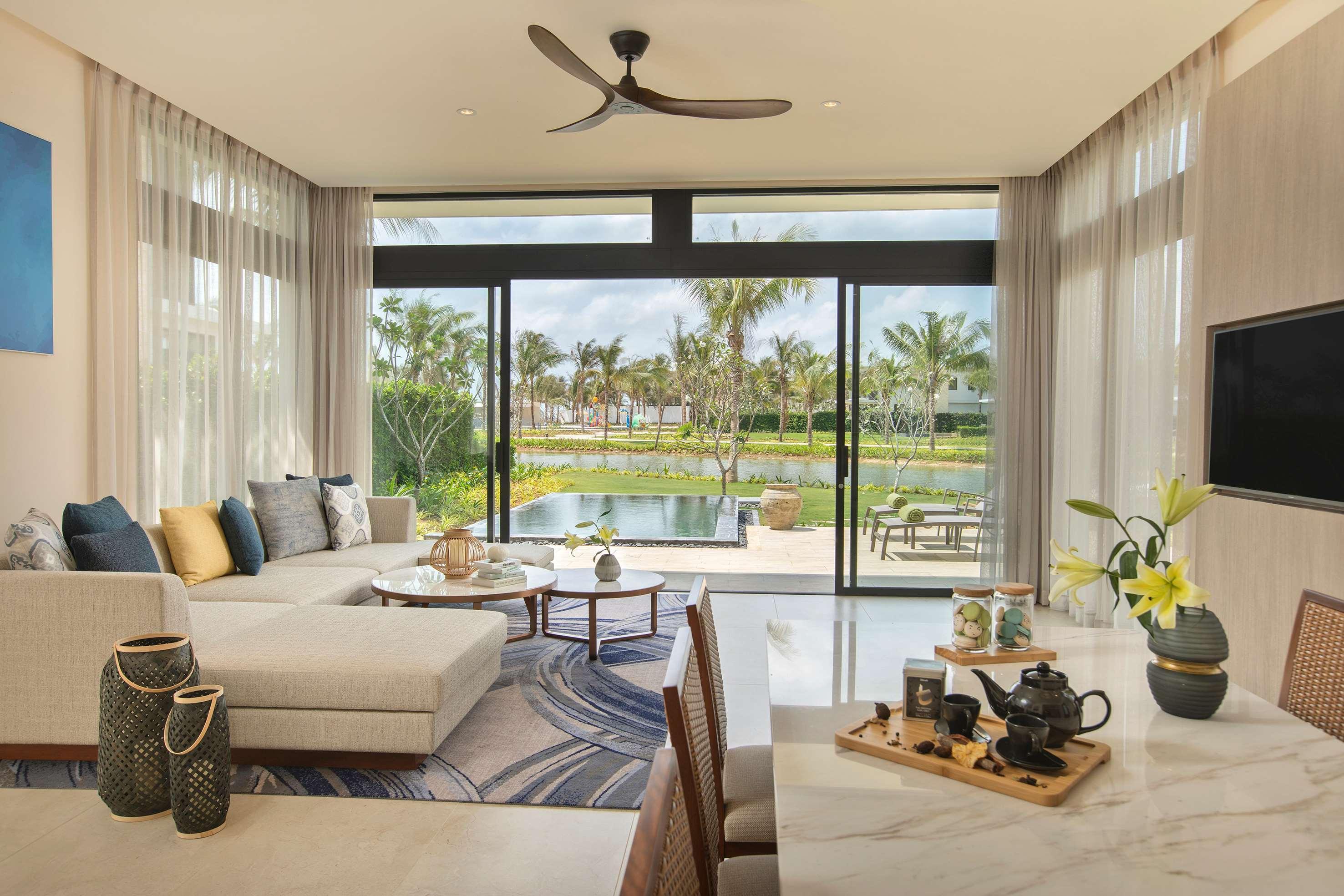 Dưỡng Bãi Biển Melia 5* Ho Tram