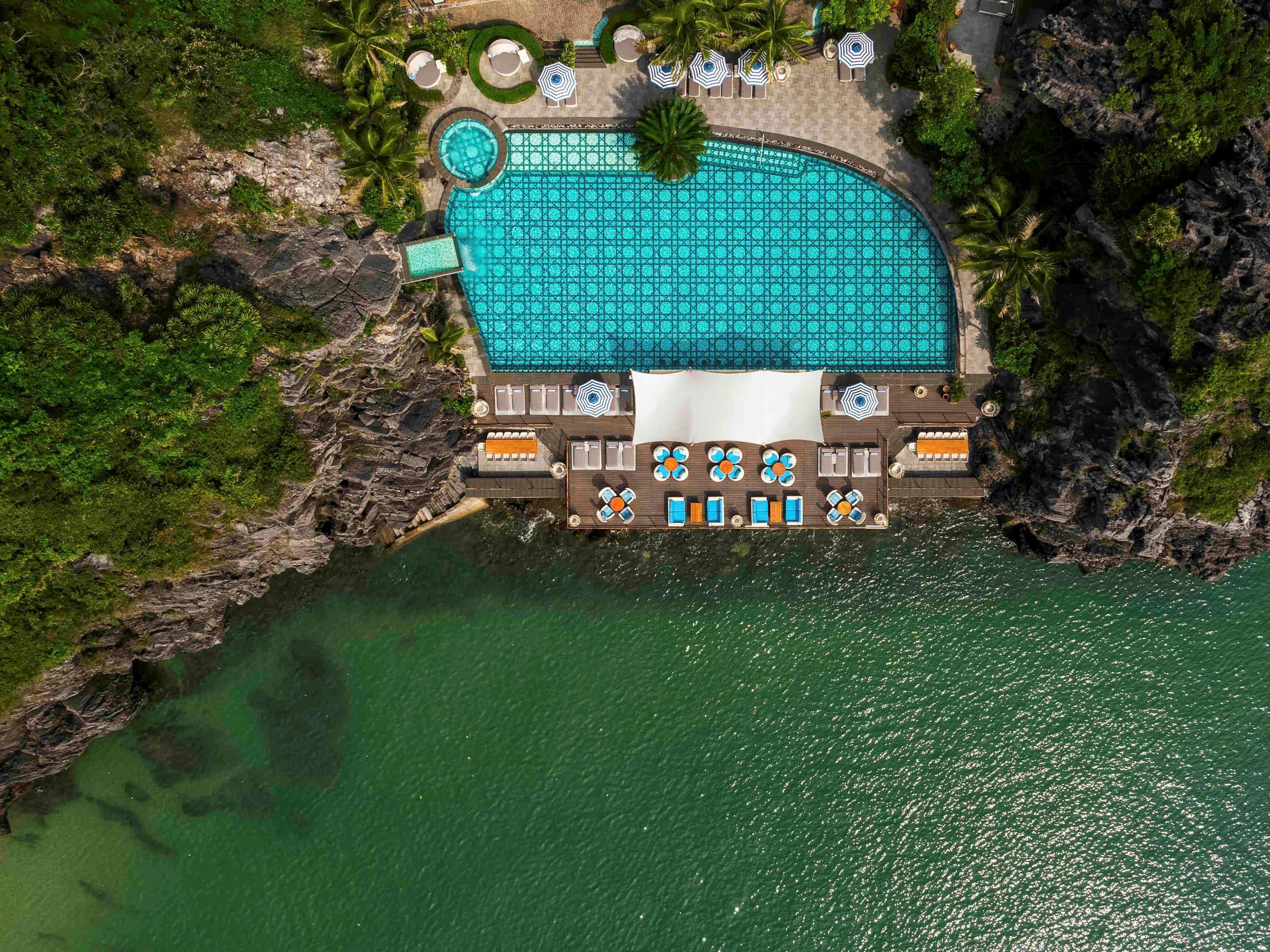 Perle D'orient Cat Ba - Mgallery Hotel Chan Chau