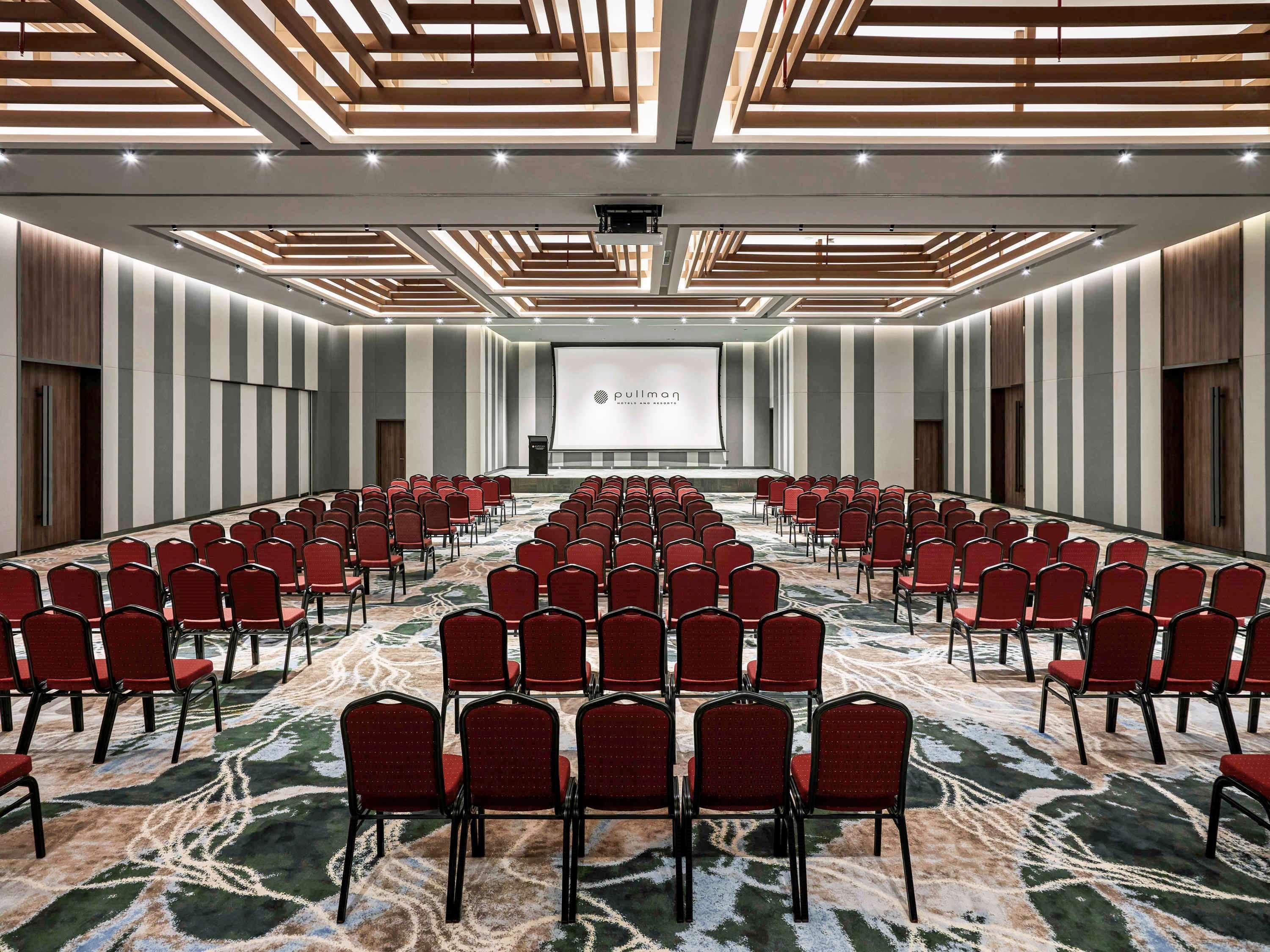 Pullman Resort 5*