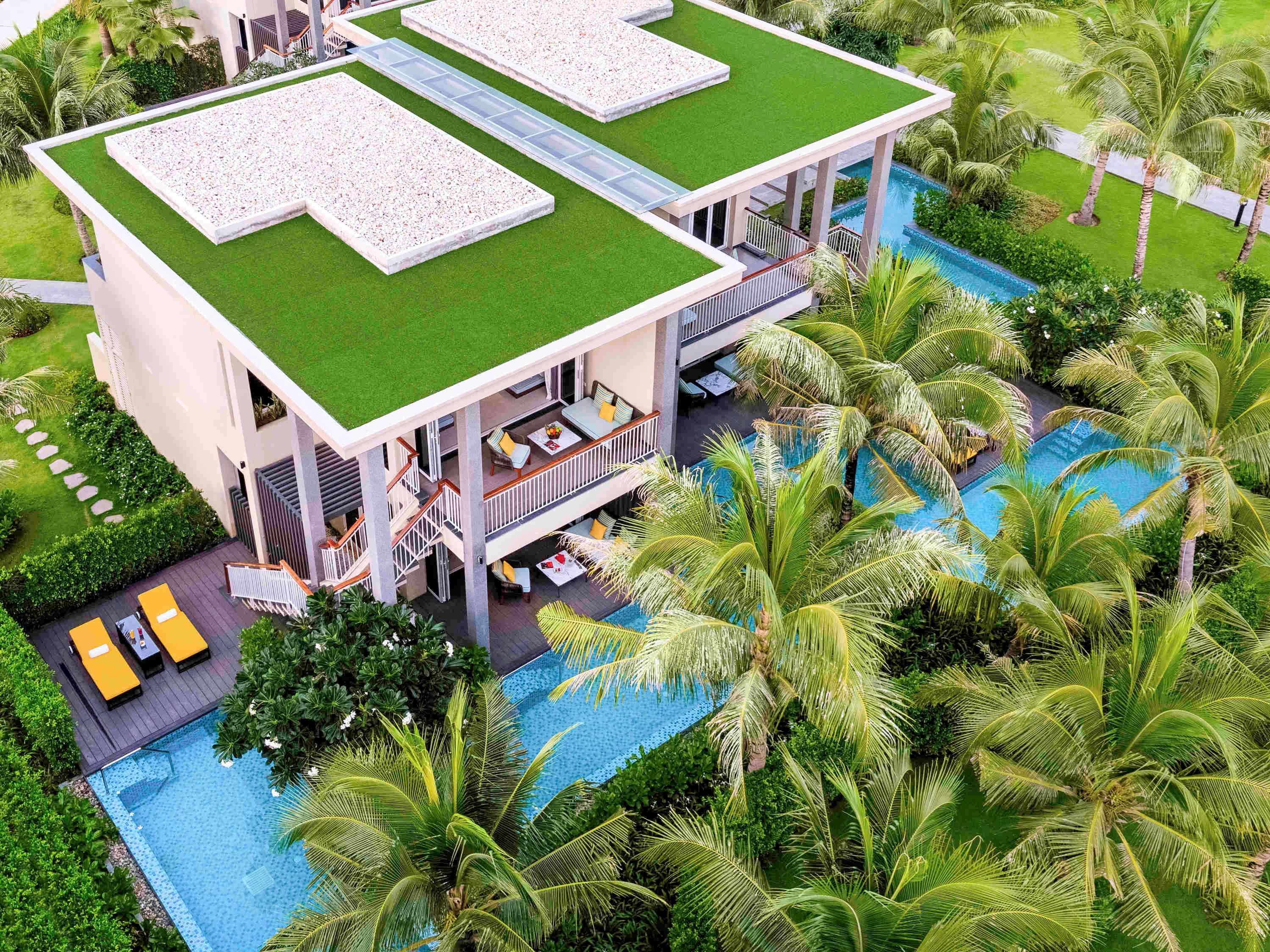 Pullman Resort 5*