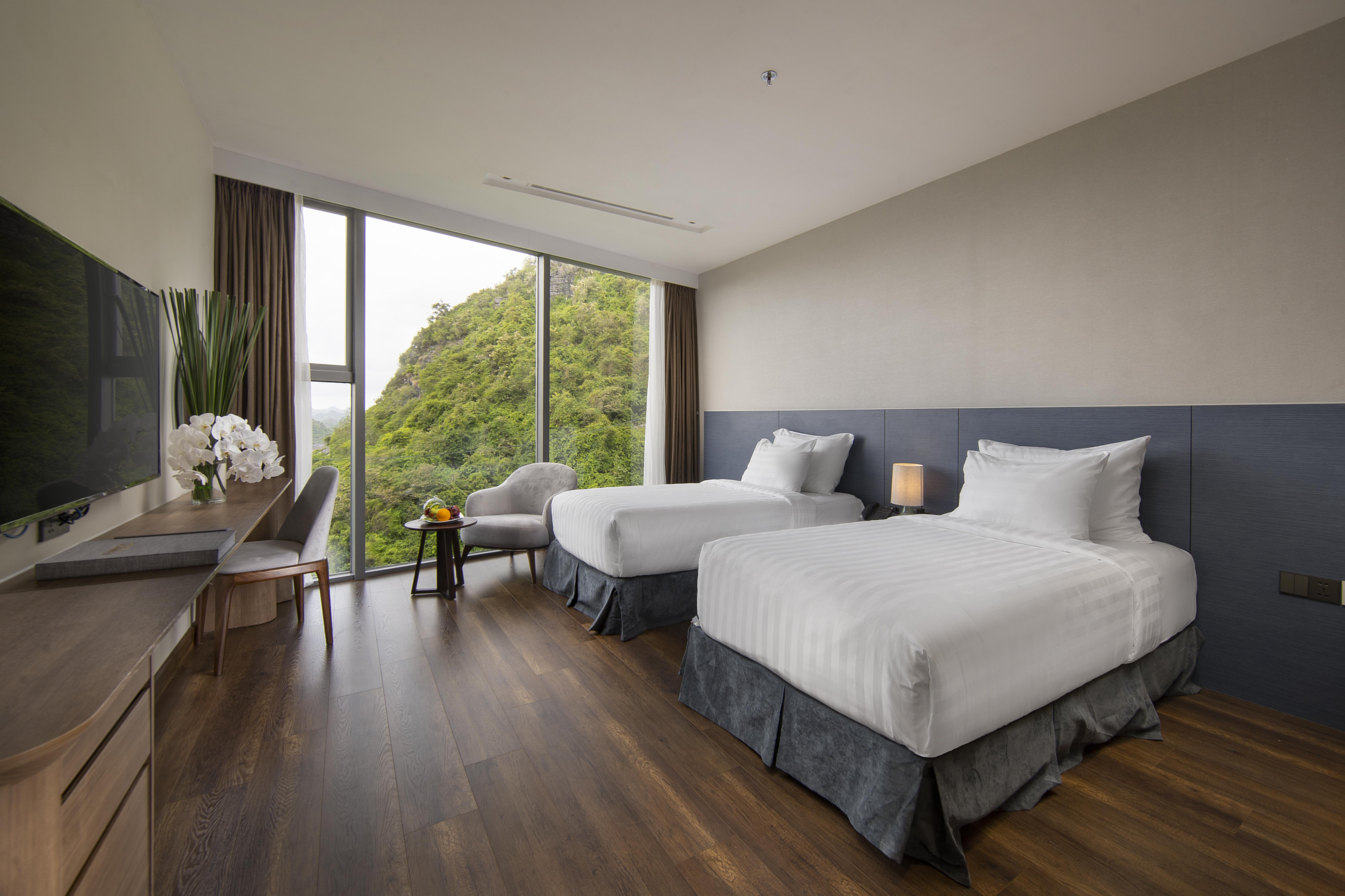 Flamingo Cat Ba Resort 5*
