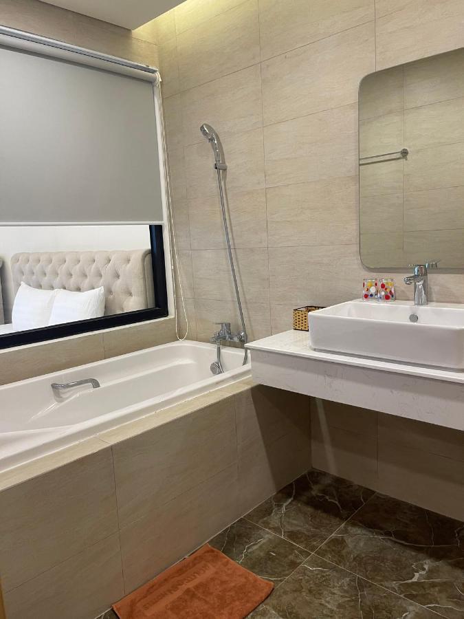 Flc Sea Tower - Vip House *