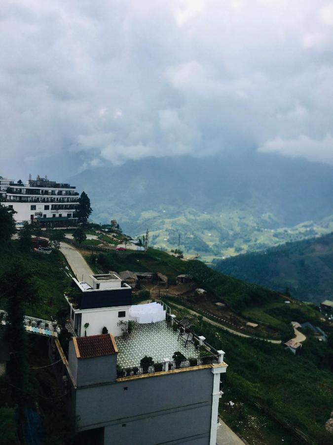 Black Hmong View 2*