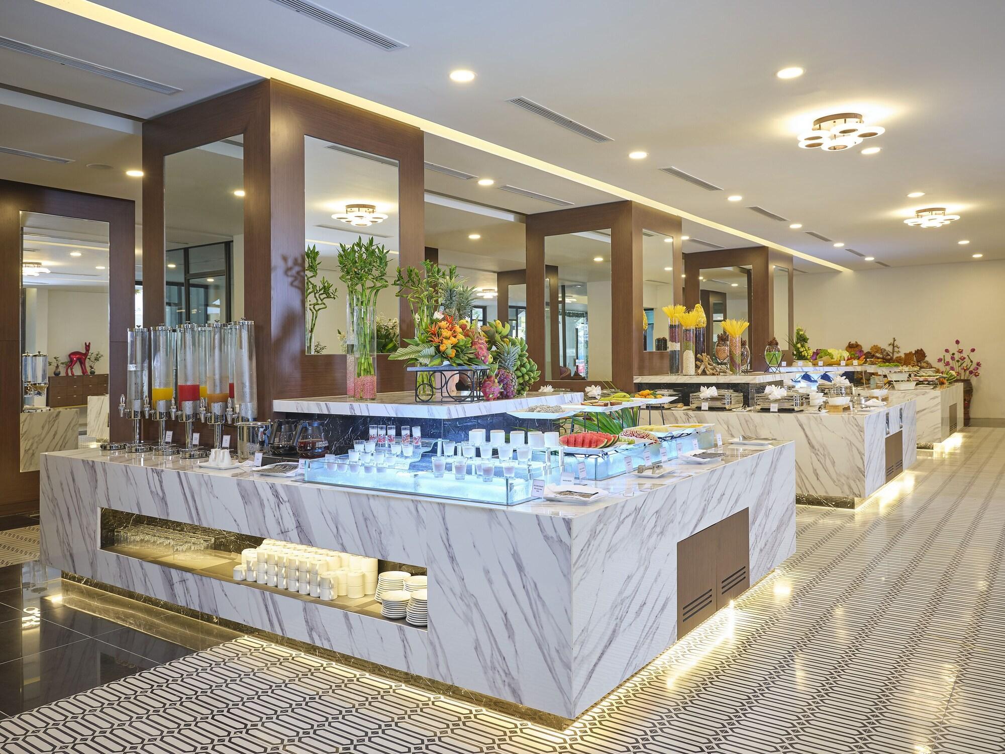 Senna Hotel 5*