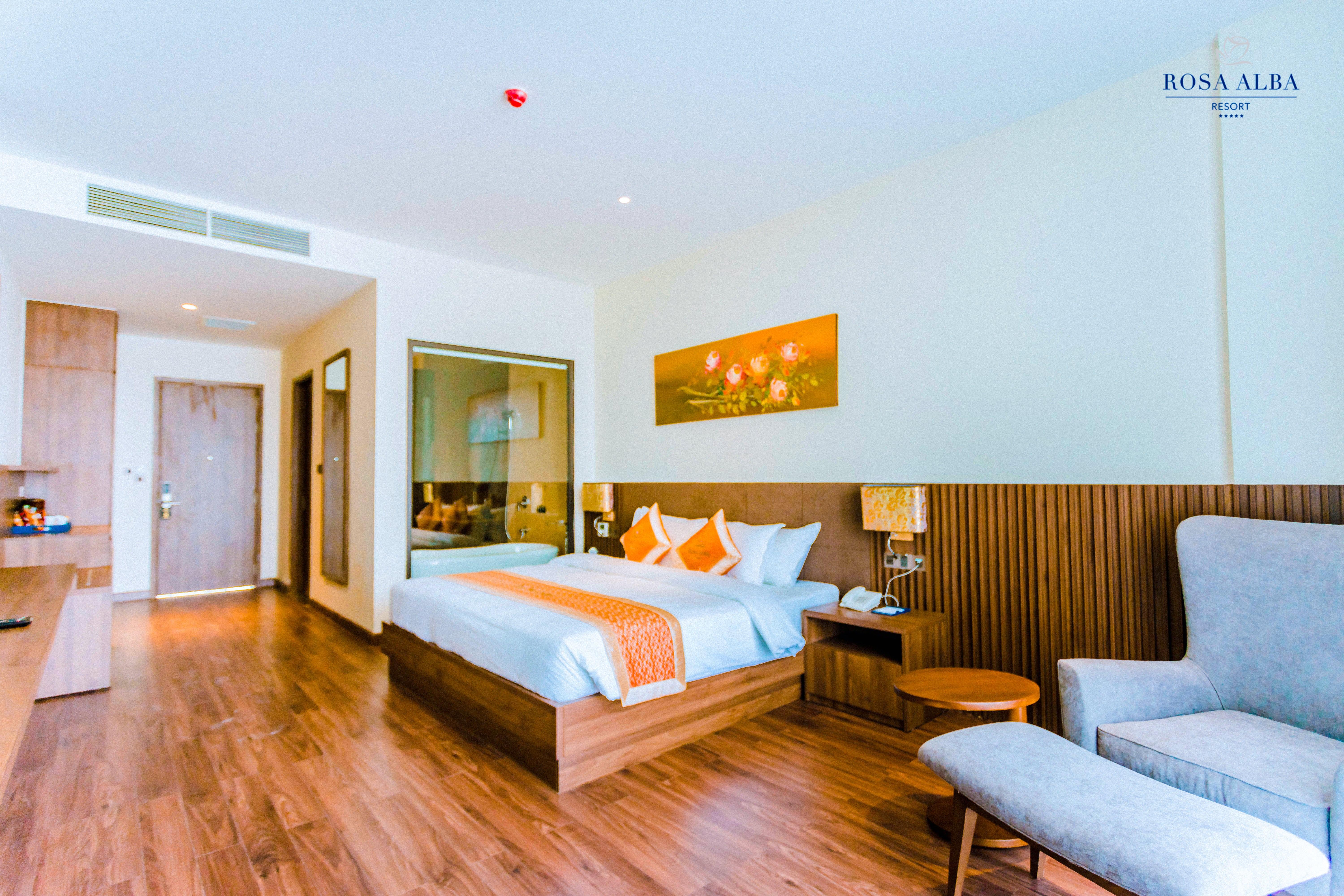 Rosa Alba & Hotel 5*