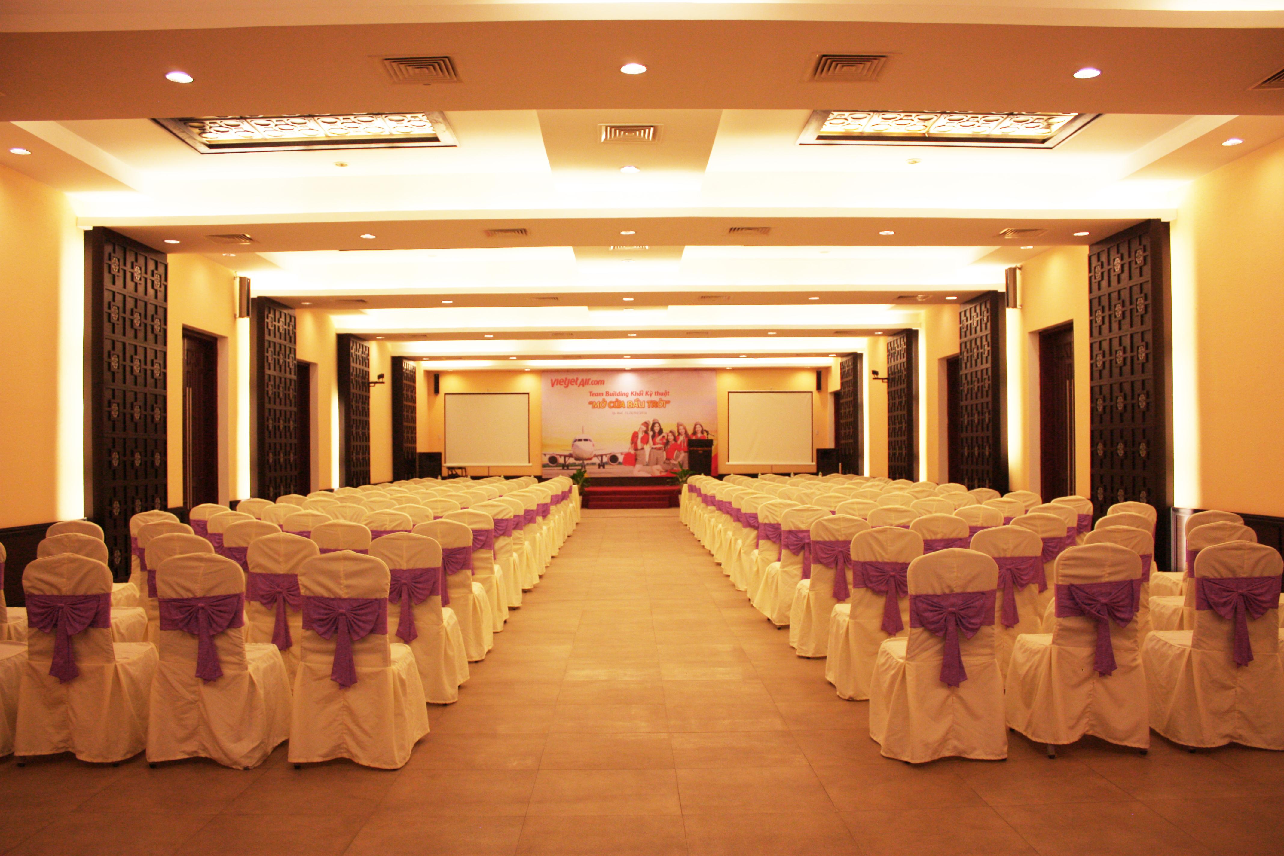 Lapochine Resort Hue