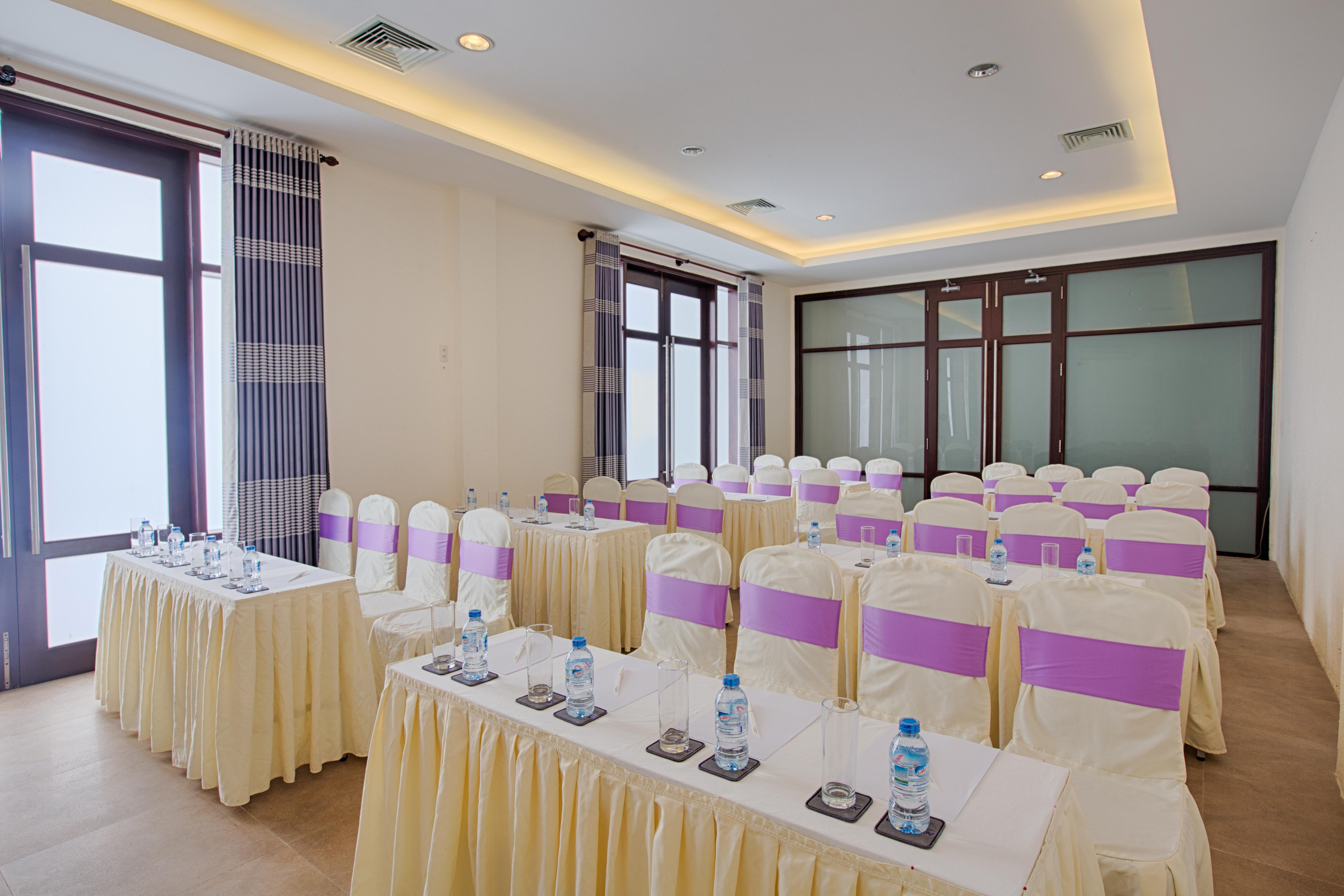 Lapochine Resort Hue