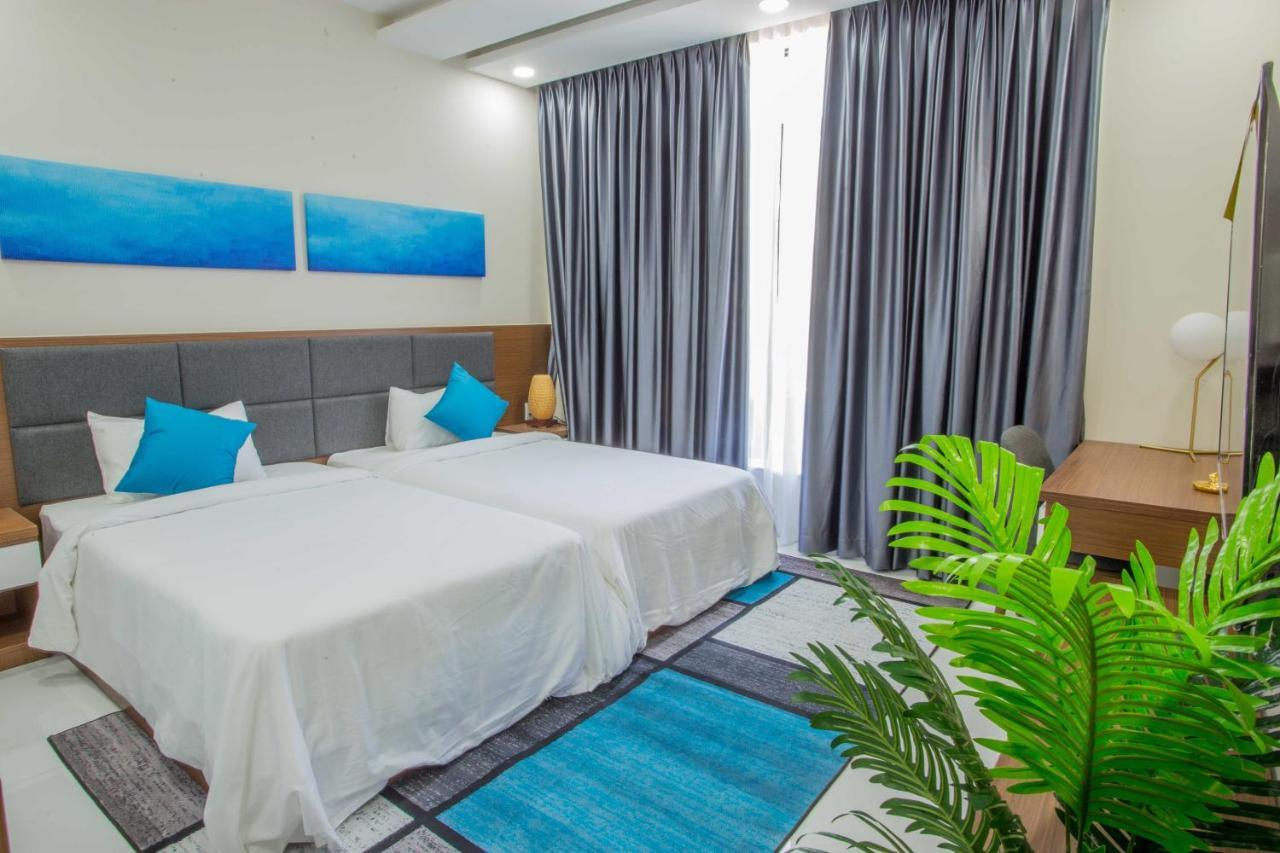 Mystery & Cam Ranh Villa