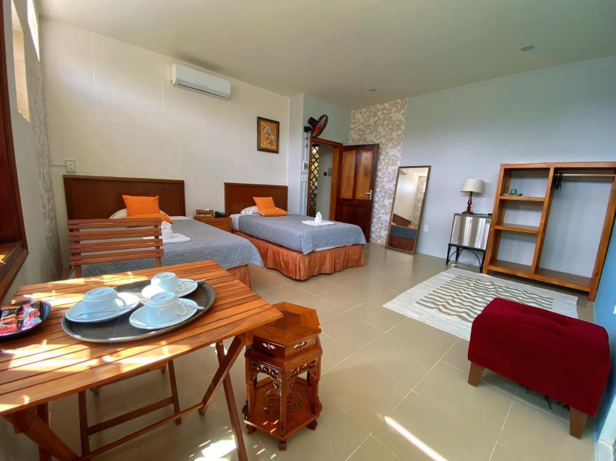 Jungle Hotel 3*