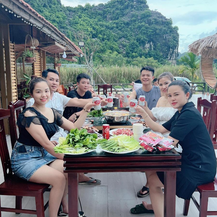 Lotus Field Homestay Ninh Binh