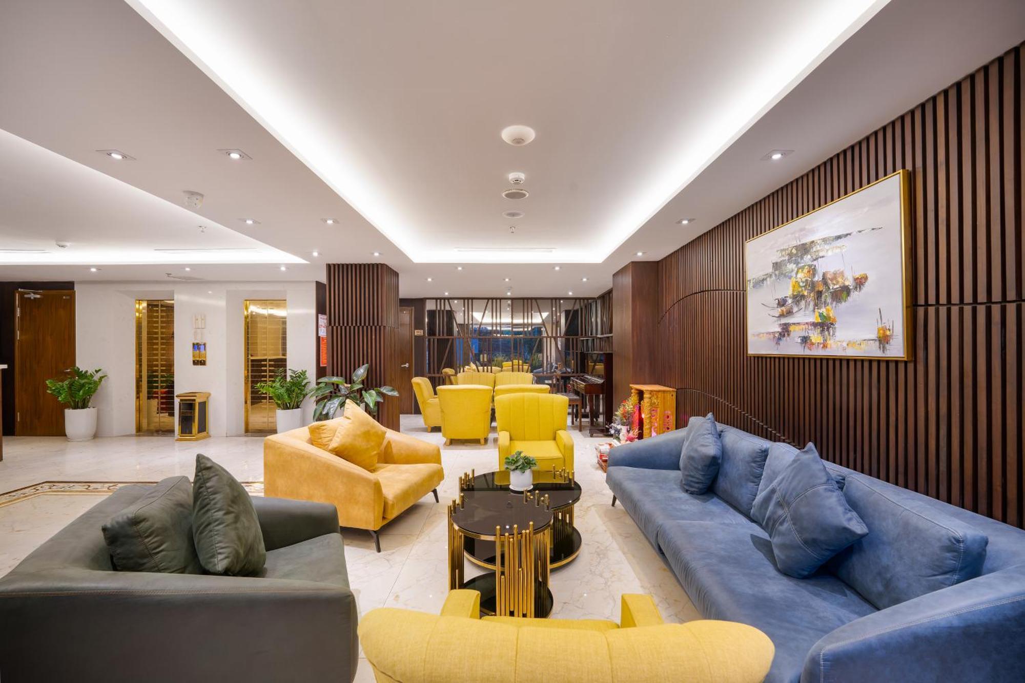 Senorita Boutique 4*
