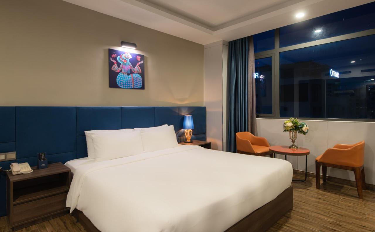 Aaron Hotel 3*