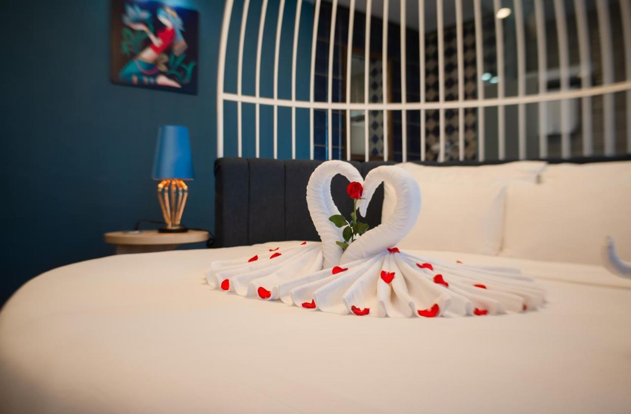 Aaron Hotel 3*