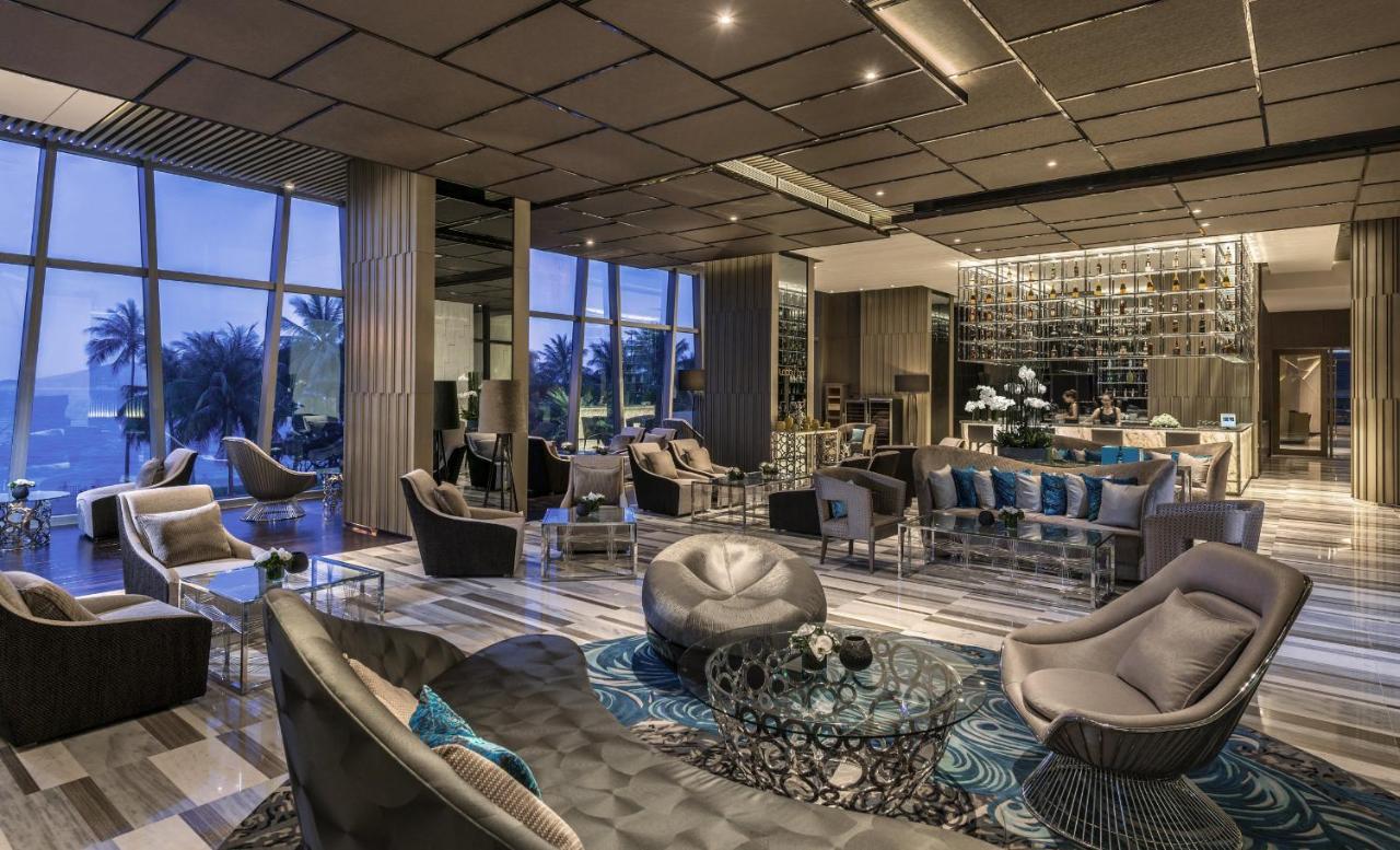 Intercontinental By Ihg 5*