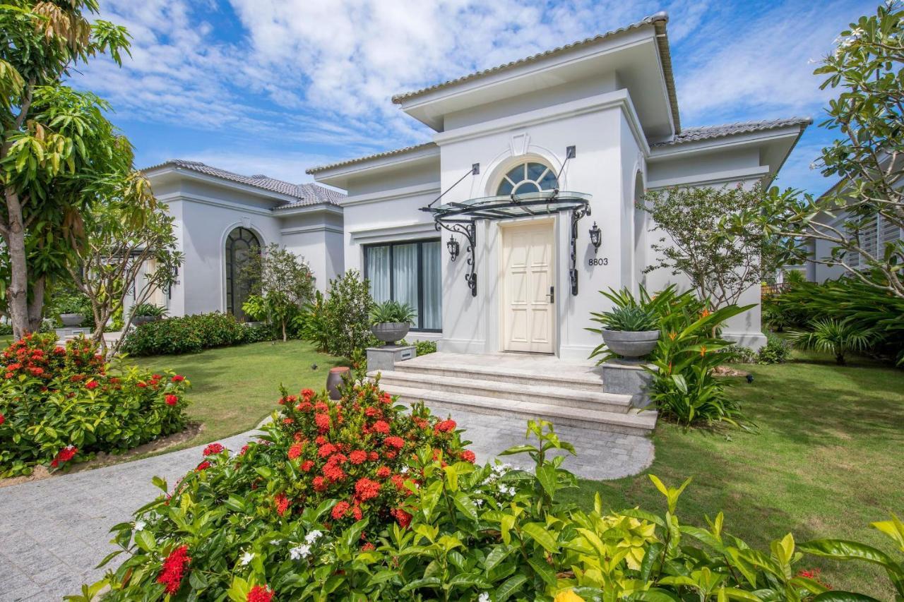Vinpearl & Long Nha Trang 5* Cam Ranh