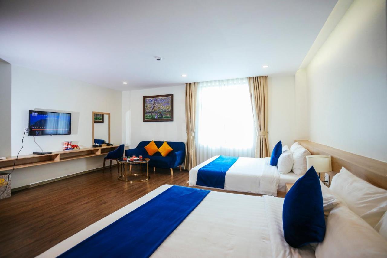 Hotel Sandals Star