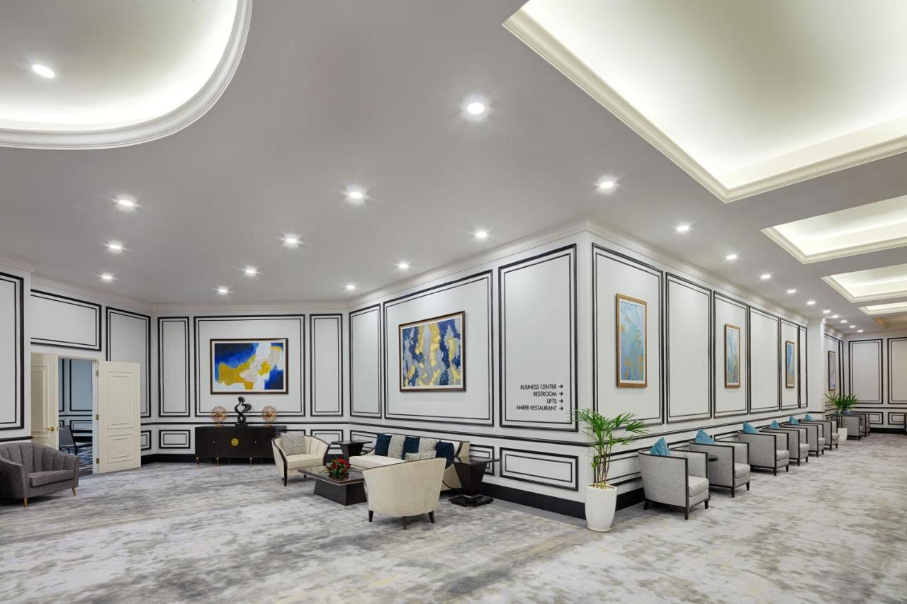 Melia Vinpearl Empire 5* Nha Trang