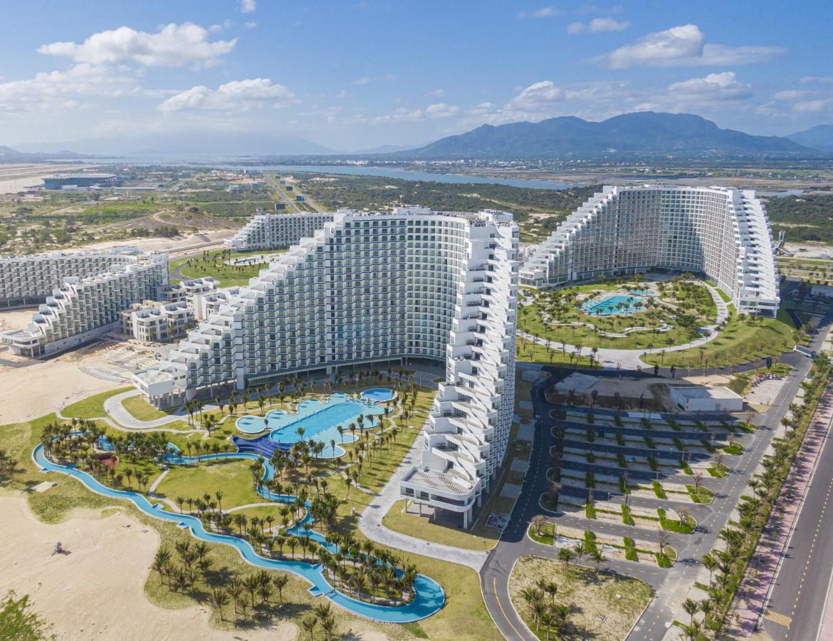 Angela At The Arena At Bai Dai Beach, Near Airport Cam Ranh, Nha Trang, Khanh Hoa Apartment Cam Ranh