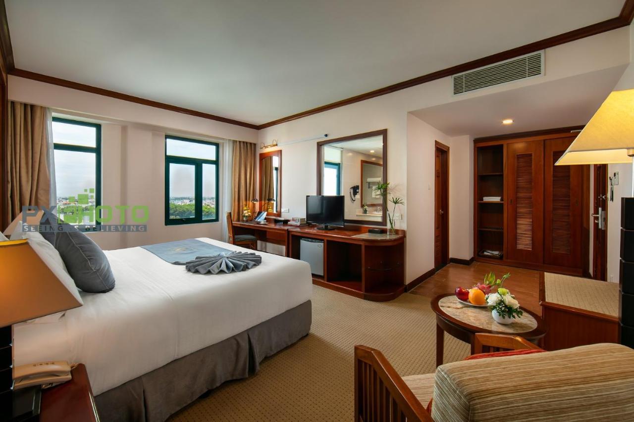 Nam Cuong Duong Hotel 4*