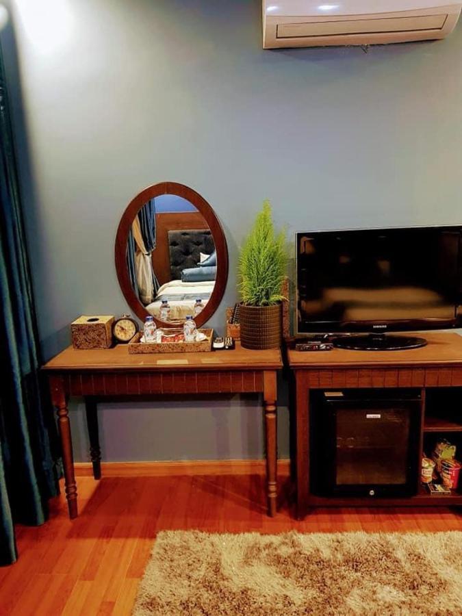 Pi's Boutique Khách sạn 3*