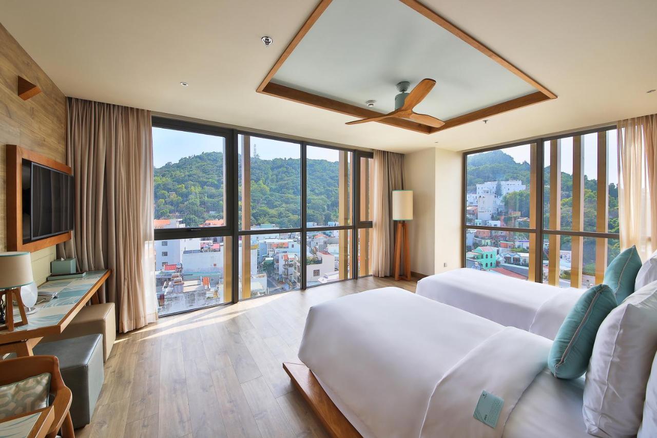 Fusion Hotel 4*