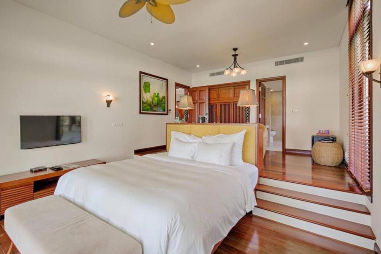 Resort Paradise Center My Khe &