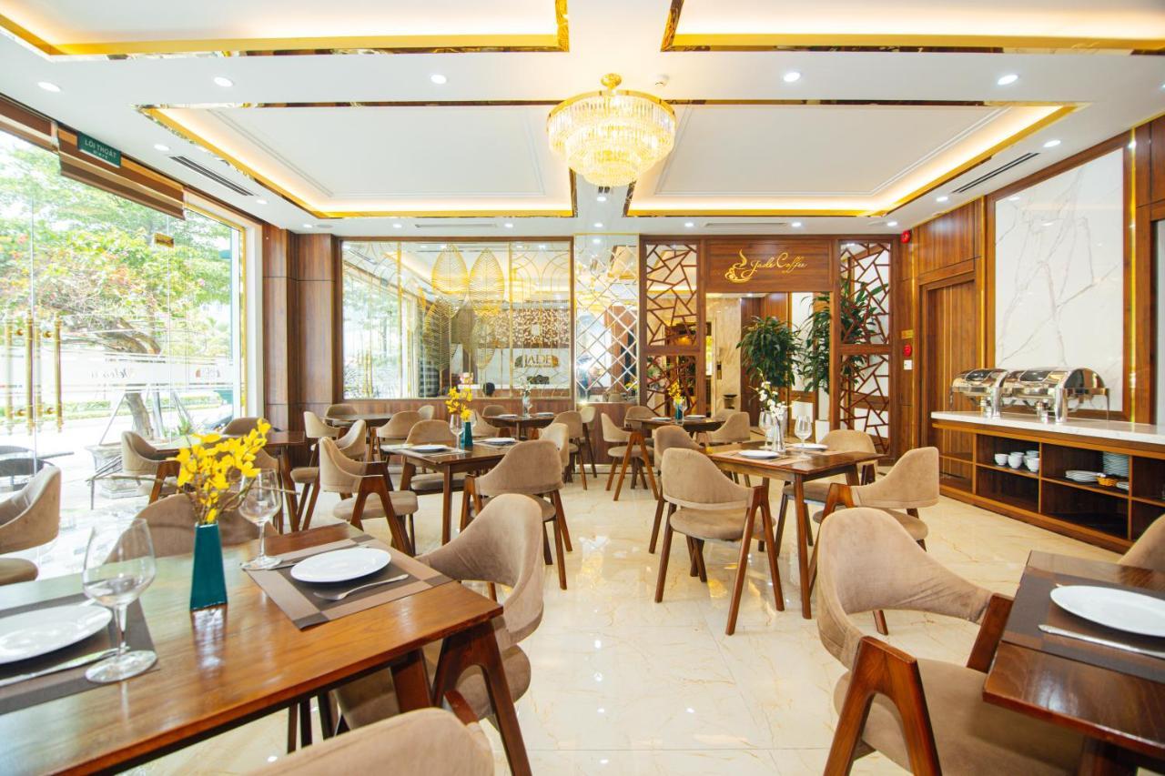 Jade Hotel 3*