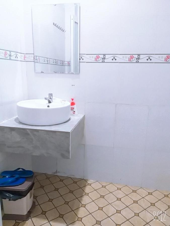 Ngan Giang 2*