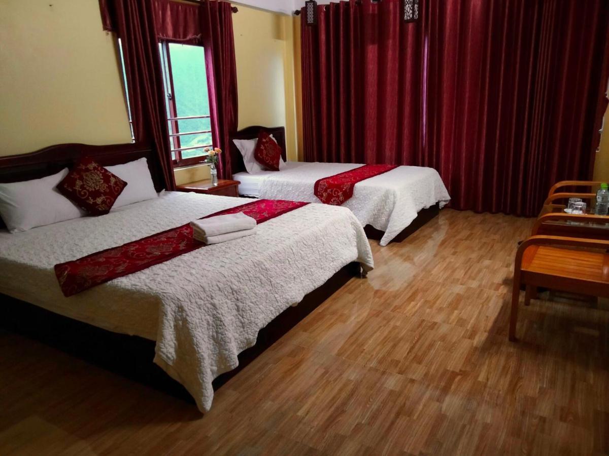 Black Hmong View Hotel