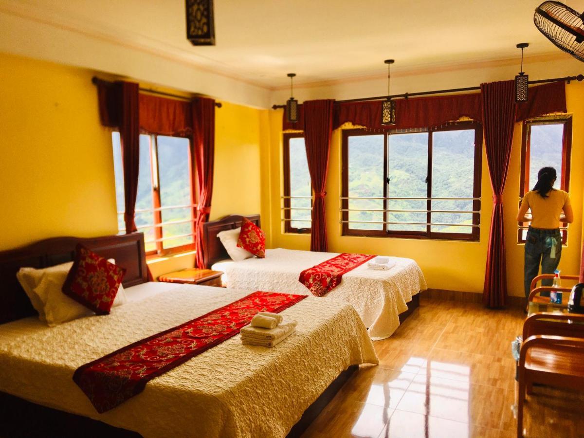 Hotel Black Hmong View