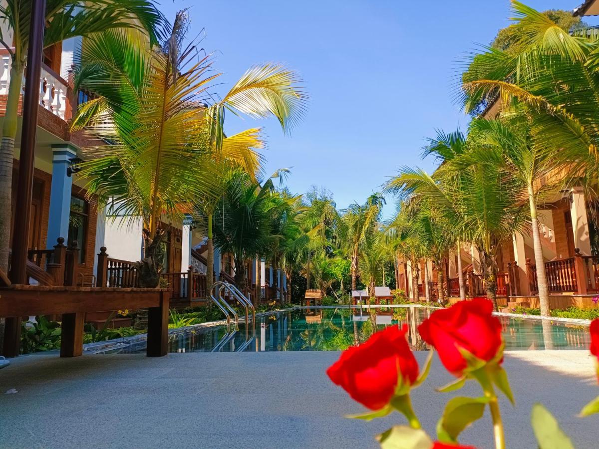 Valentina & Resort