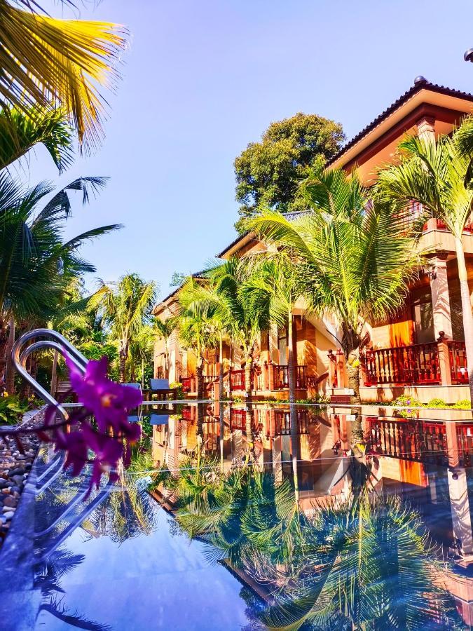 Valentina & Resort