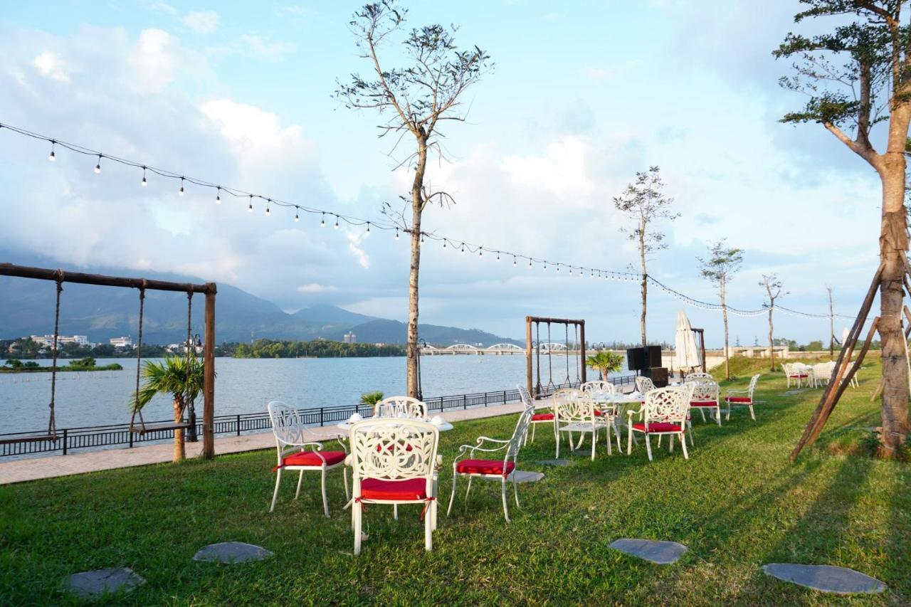 Khách sạn Cami Riverside 4*