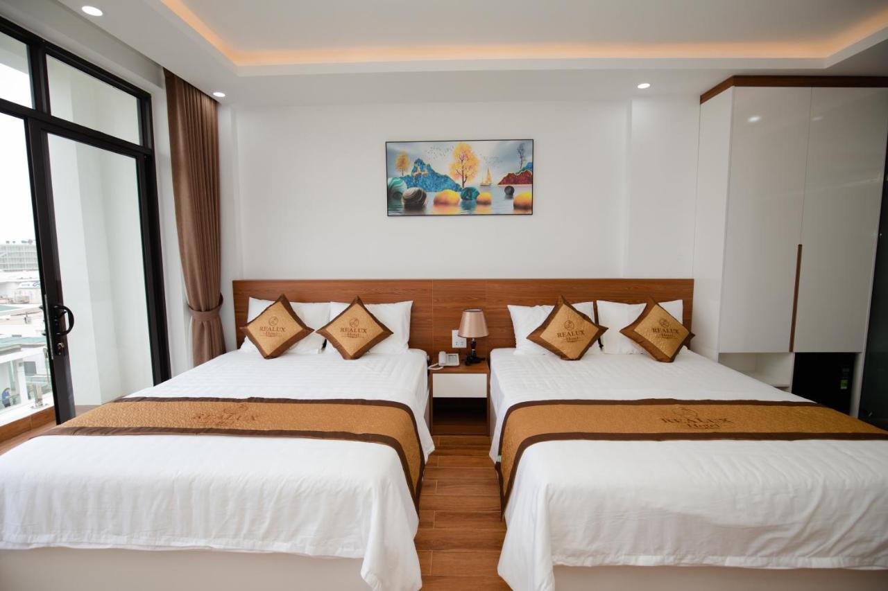 Hotel Realux 3*