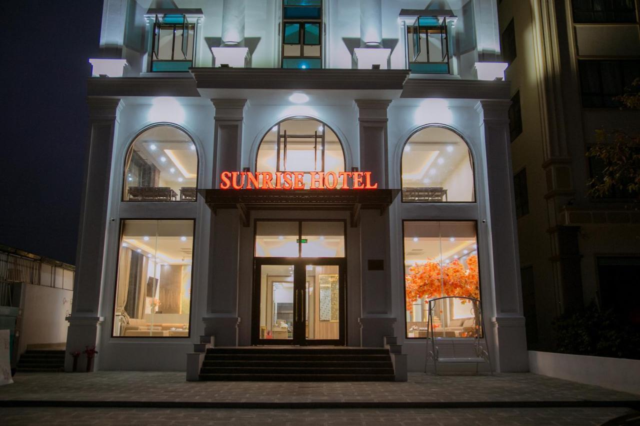 Hotel Sunrise Tien 3*