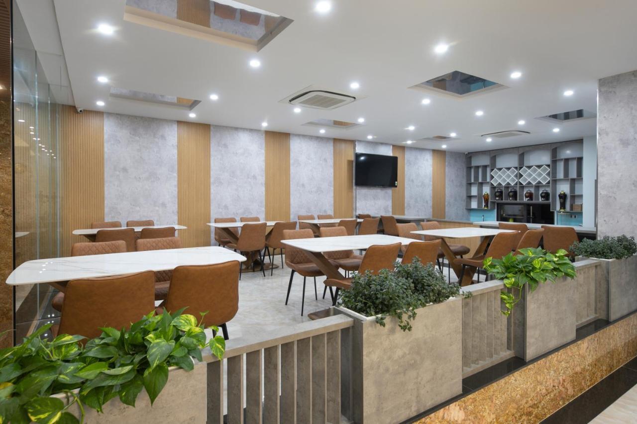 Hummer & 3* Đà Nẵng