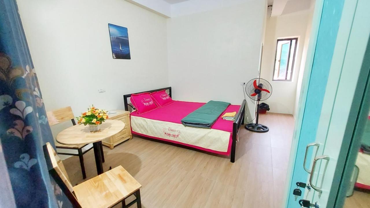Pra-ha Hotel *