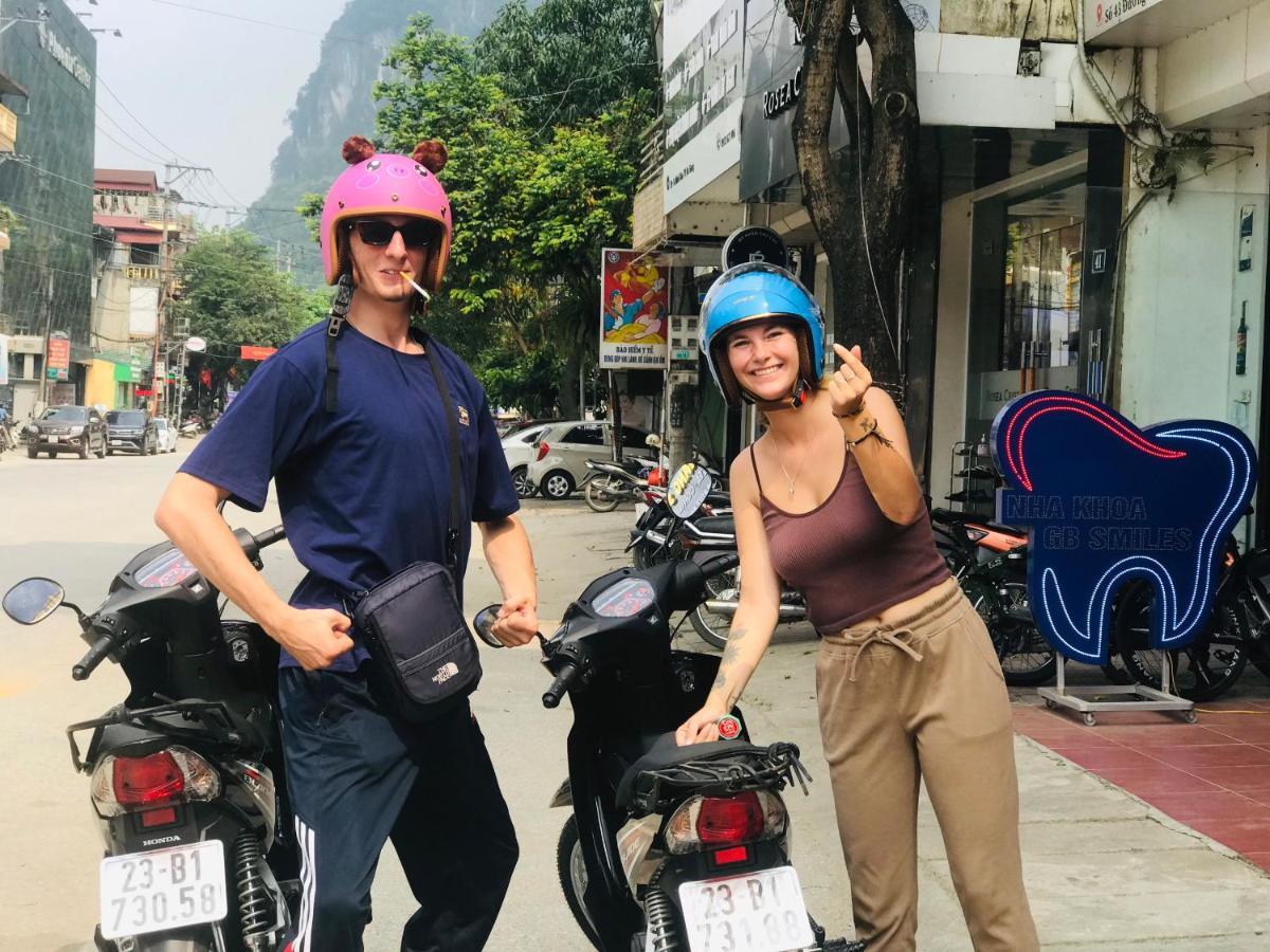 Bed & Breakfast Safari & Motorbikes Ha Giang