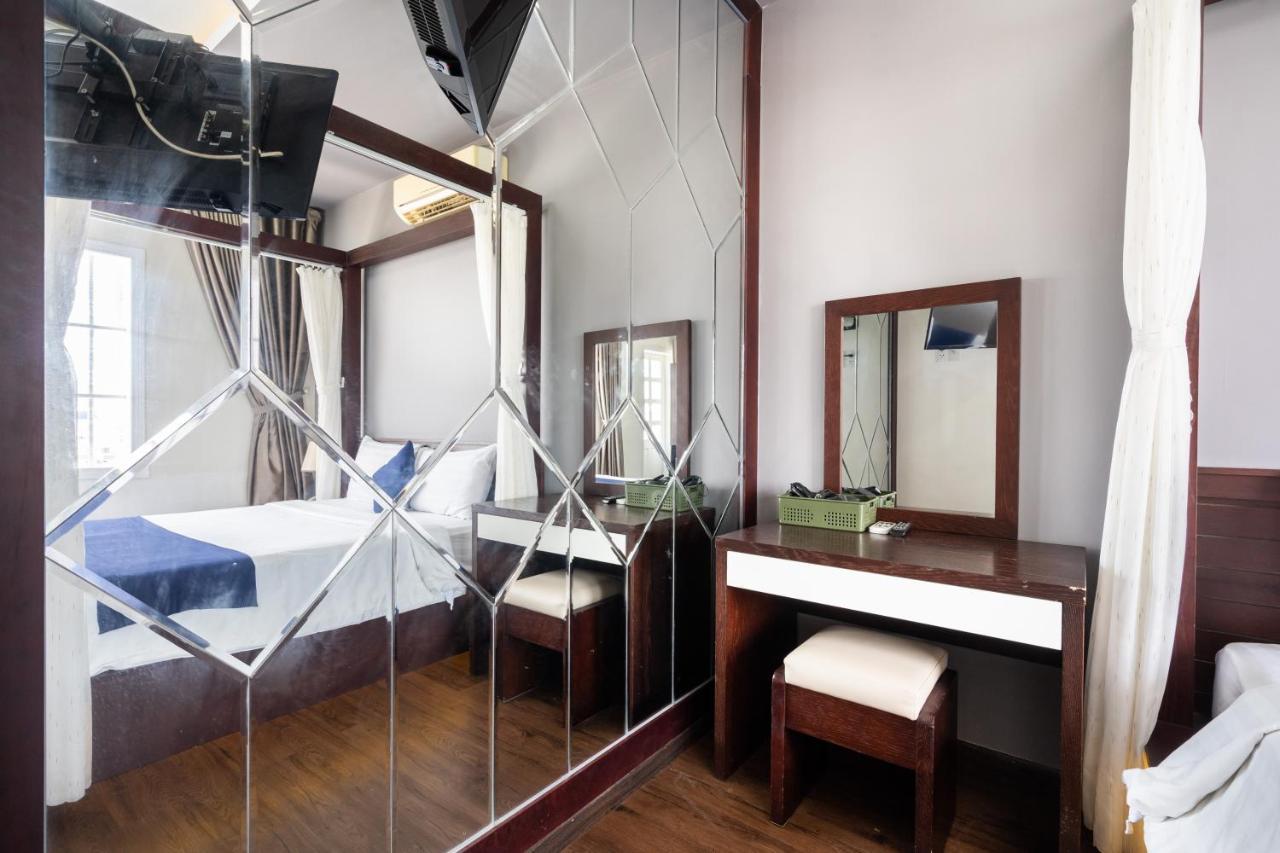 Joi Hospitality - 3*