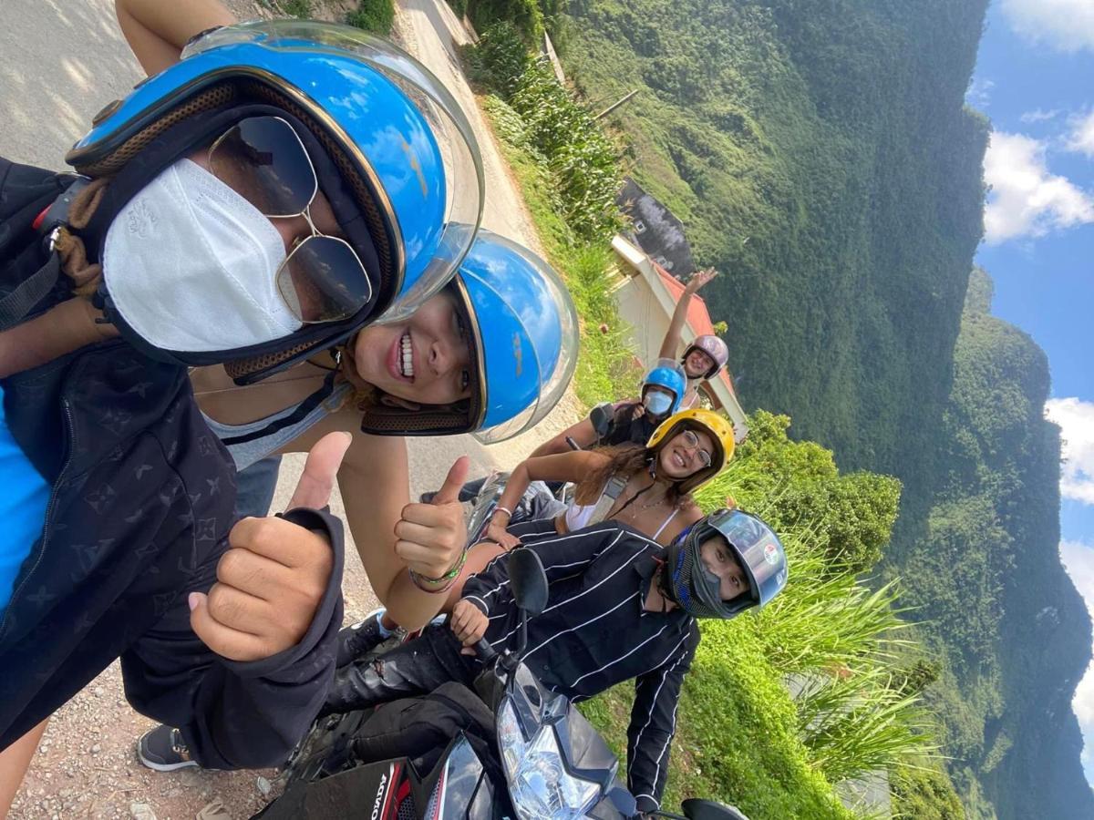 Safari & Motorbikes Ha Giang