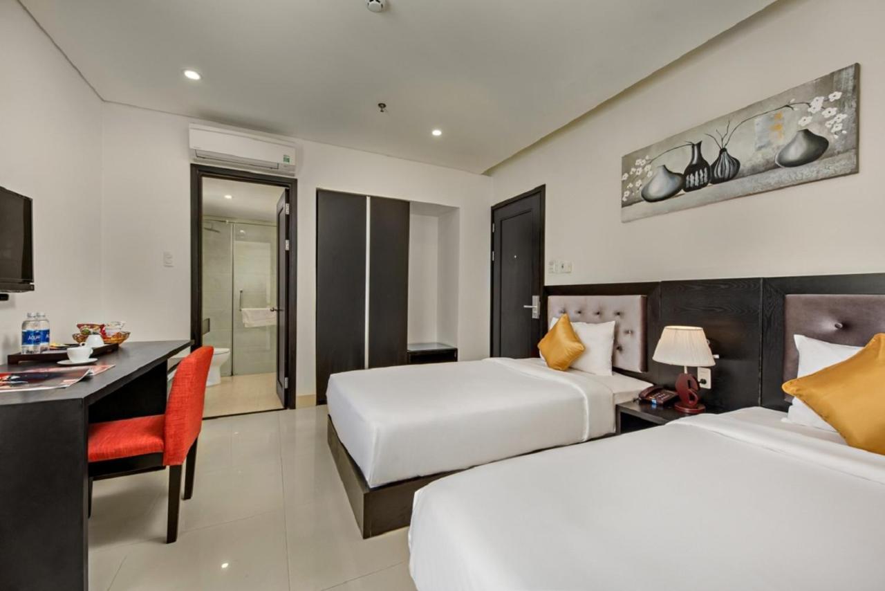 Golden Star & By Thg Hotel 4*